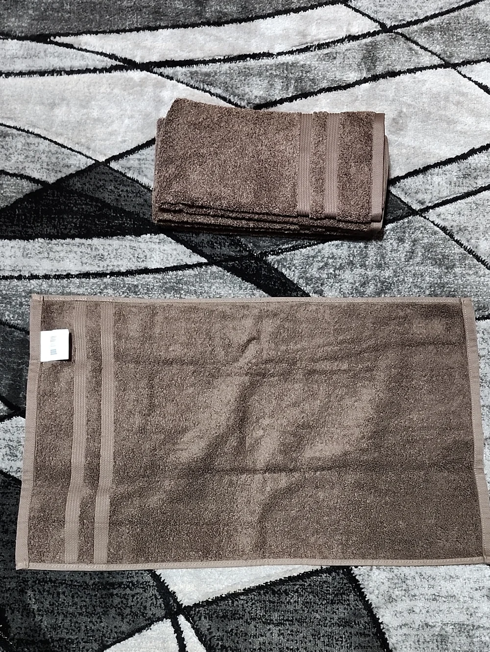 NWOT MAINSTAYS SET-OF-4 SOLID BROWN BASKET COTTON HAND TOWELS BUNDLE